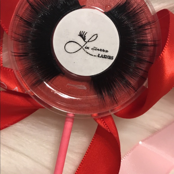 Lollipop Lash - Picture 3 of 4